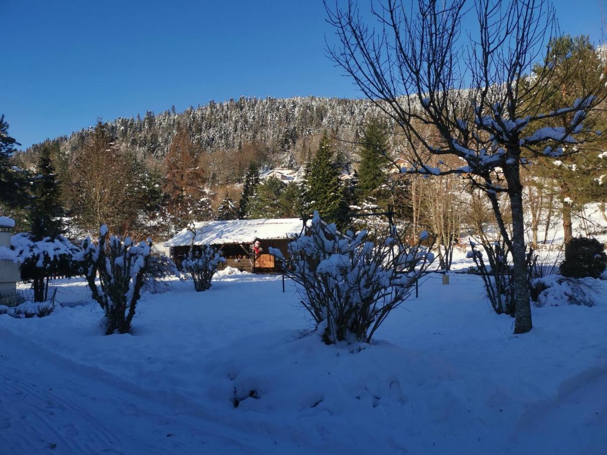 Gites Les Grandes Voies - Cle Vacances Le Ménil Esterno foto