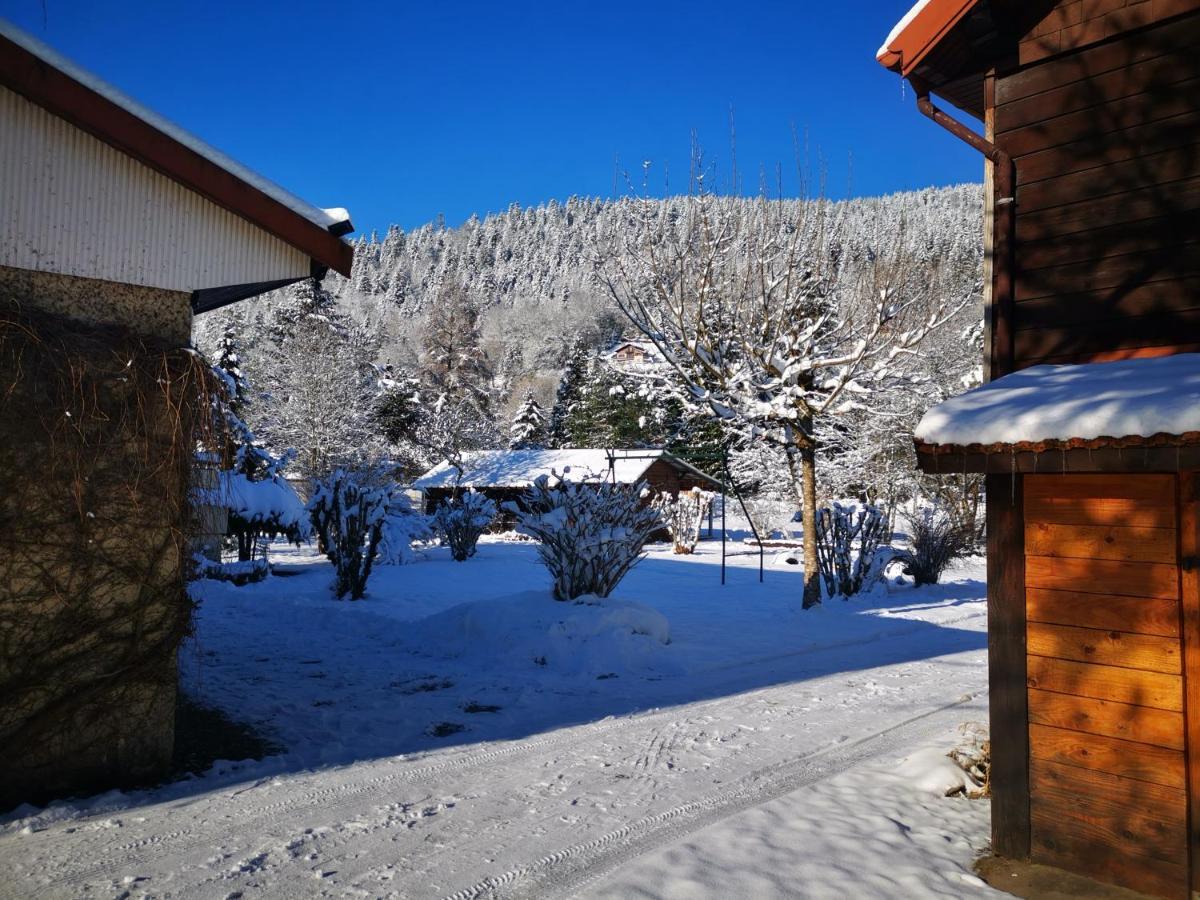 Gites Les Grandes Voies - Cle Vacances Le Ménil Esterno foto