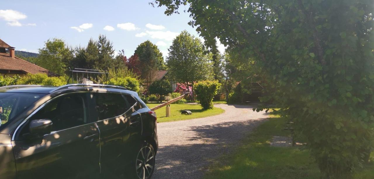 Gites Les Grandes Voies - Cle Vacances Le Ménil Esterno foto